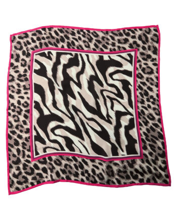 Nicki Tuch im Satin-Look mit Animal Print von Street One