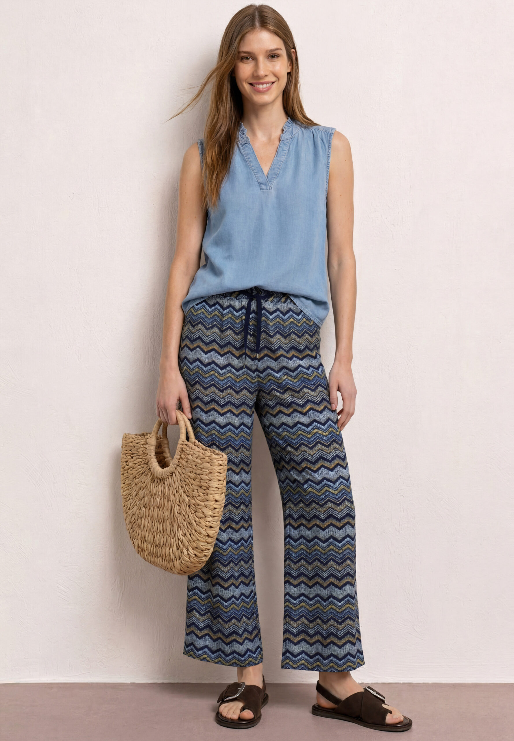 High Waist Wide Leg Hose im Loose Fit von Street One