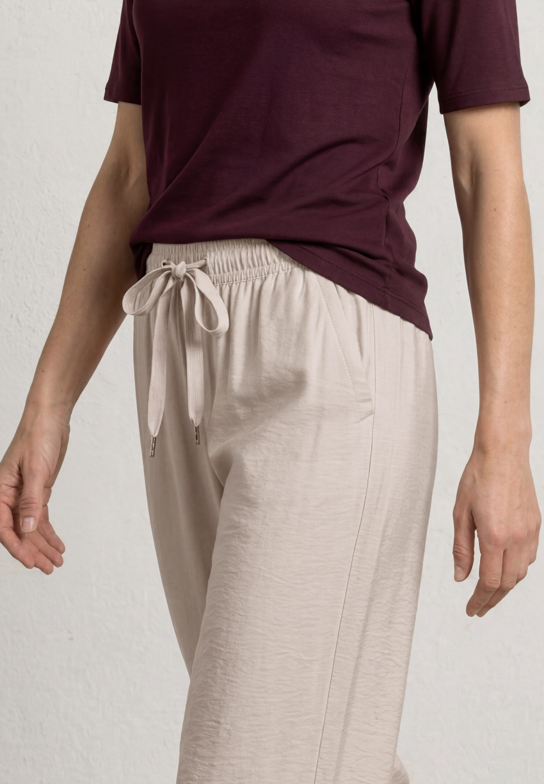 High Waist Wide Leg Hose im Loose Fit von Street One
