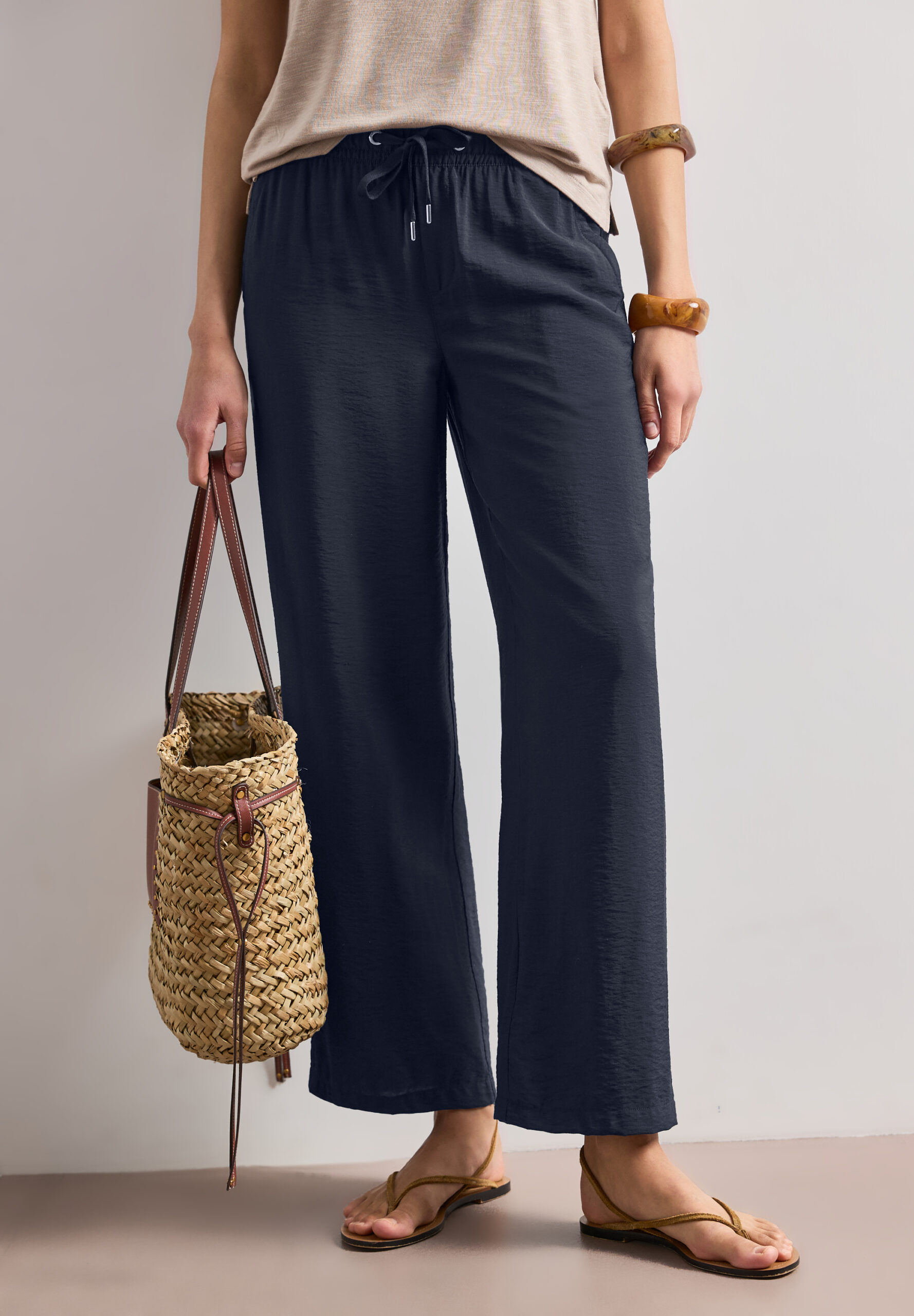 High Waist Wide Leg Hose im Loose Fit von Street One