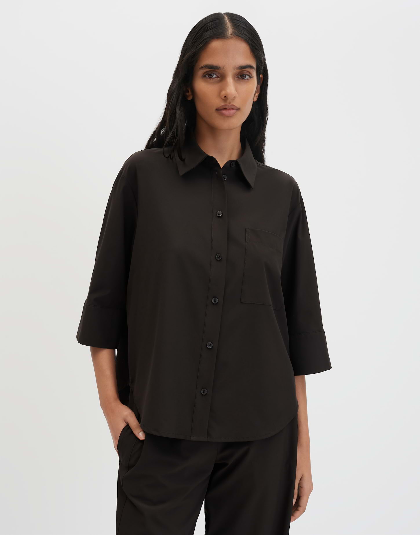 Minimalistische Hemdbluse aus Strechqualität von Someday