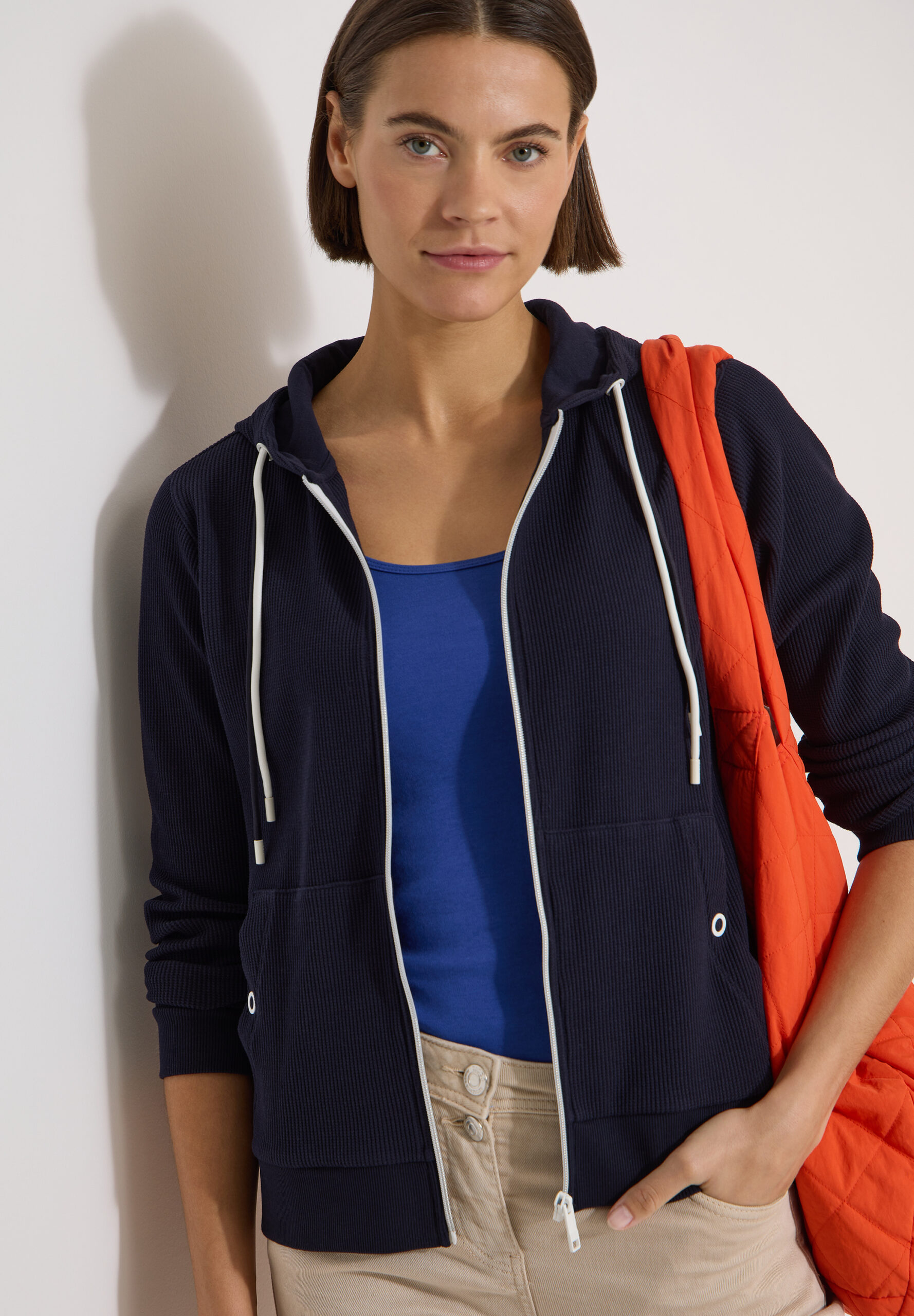 Langarm Jacke mit Kapuze und Struktur von Cecil