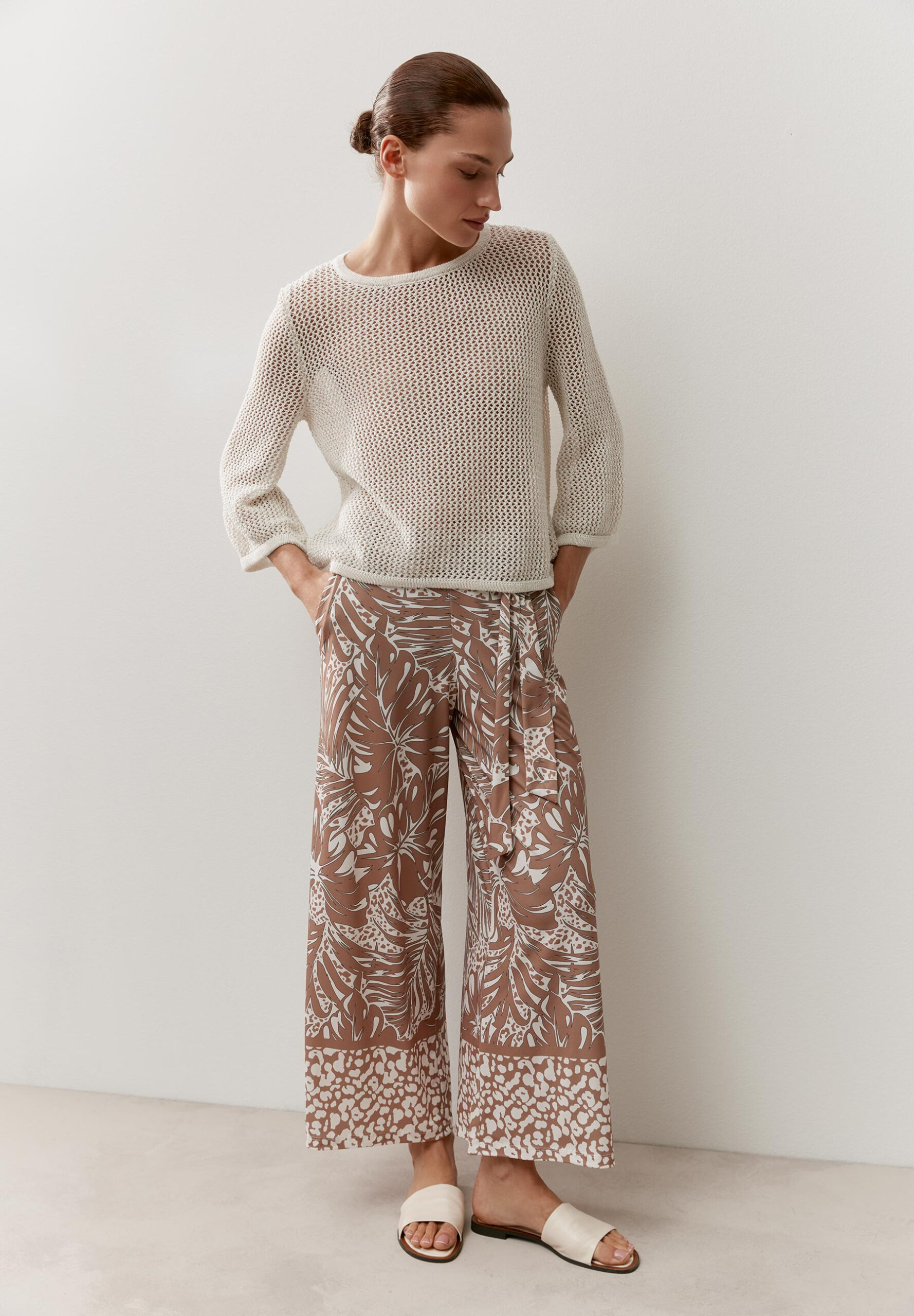 Ajour-Pullover mit Glanzeffekt von More & More