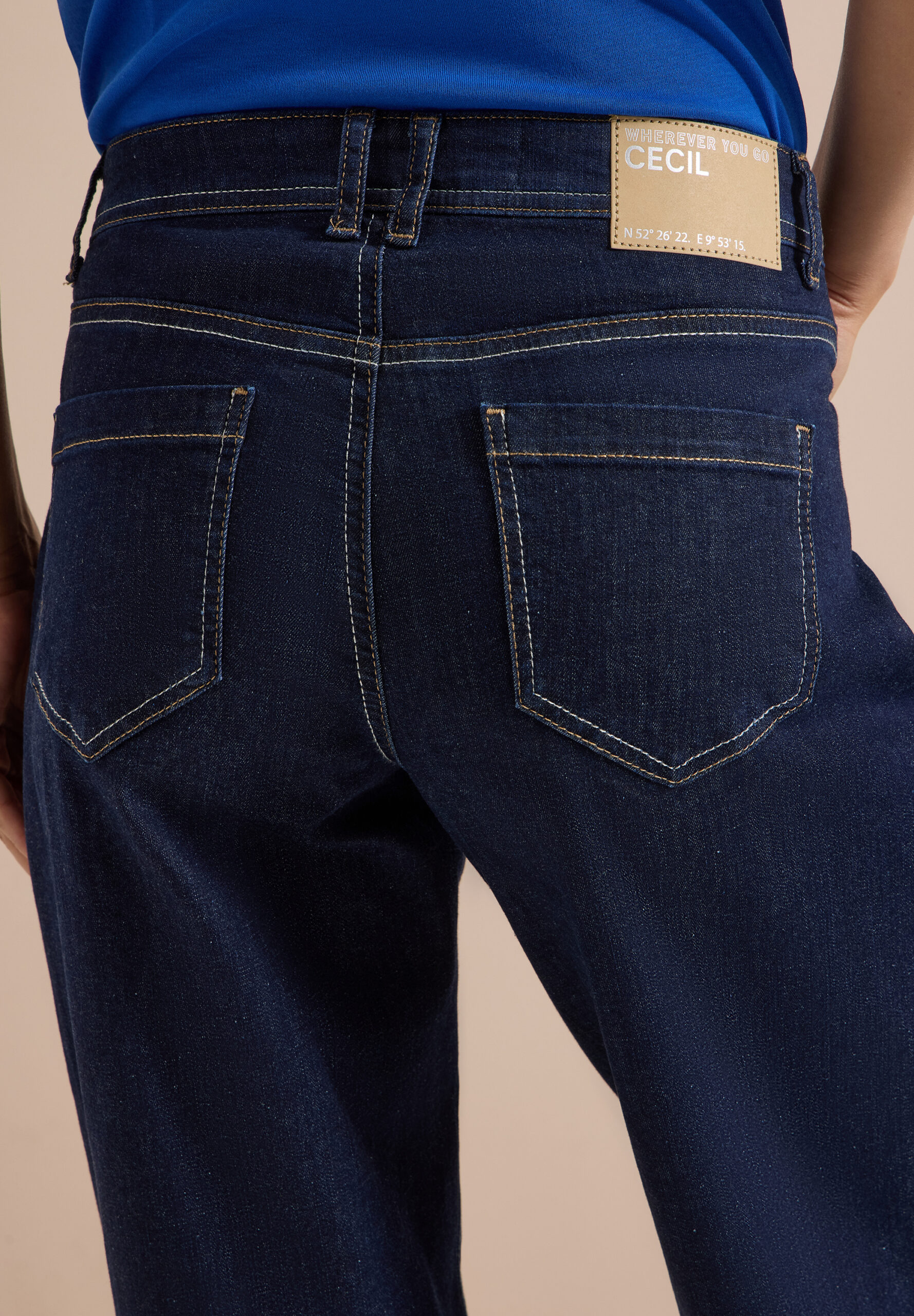 High Waist Barrel Leg Jeans im Loose Fit von Cecil