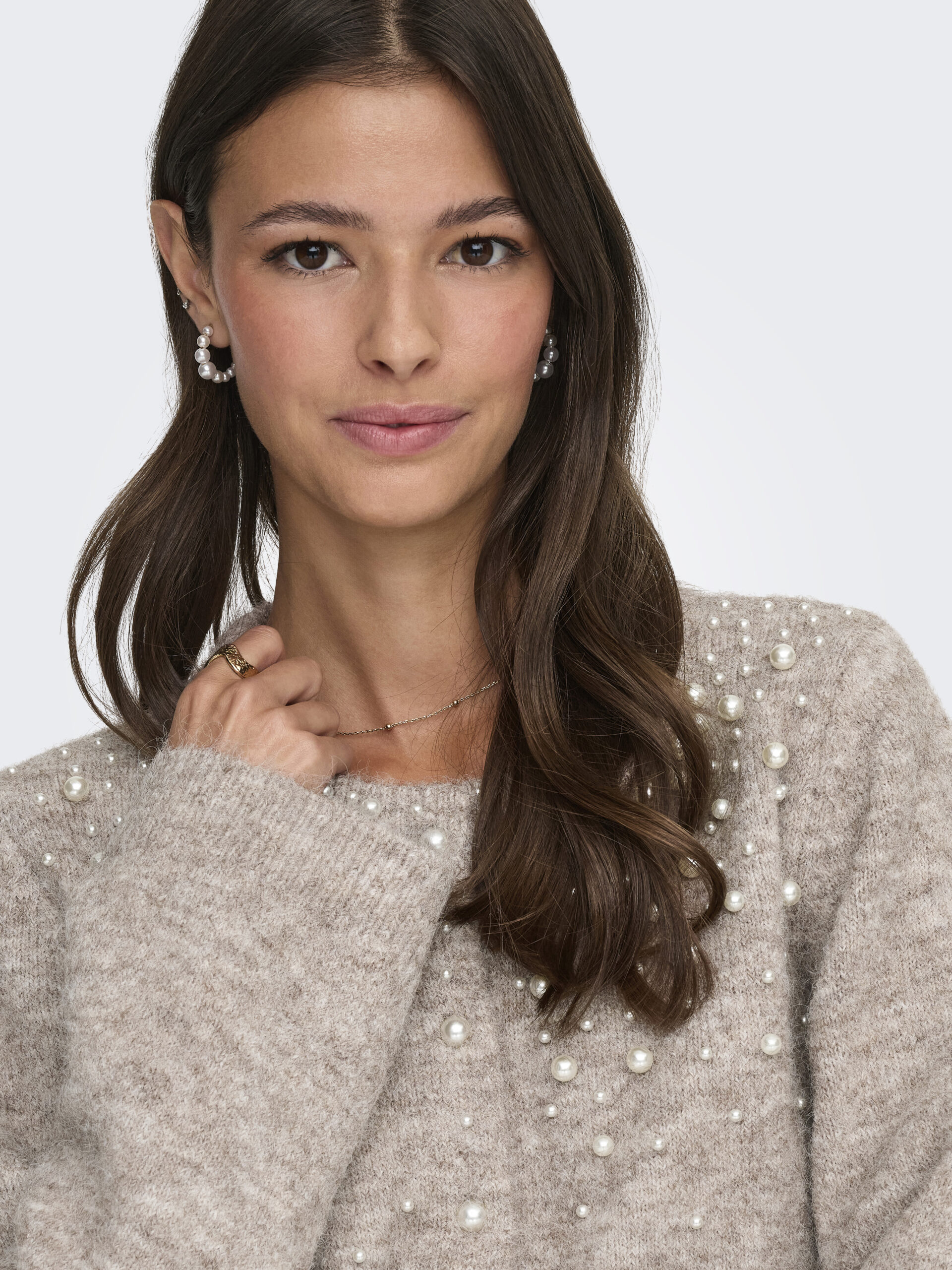 Strickjacke mit Perlen-Verzierung von Only