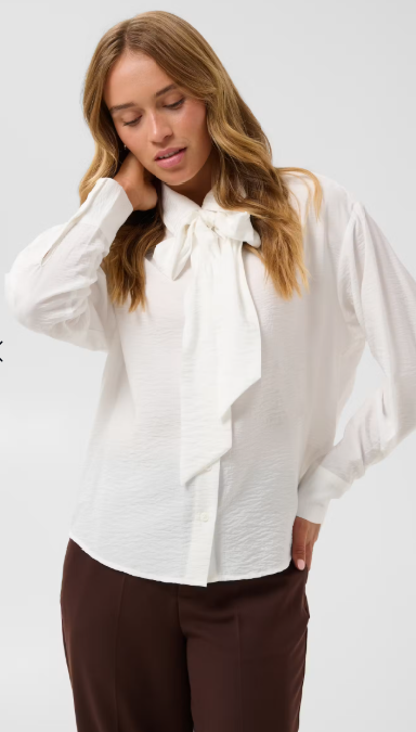 Bluse mit Schleifendetail von Kaffe