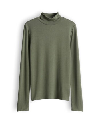 Rollkragenshirt mit feiner Rippstruktur von Someday