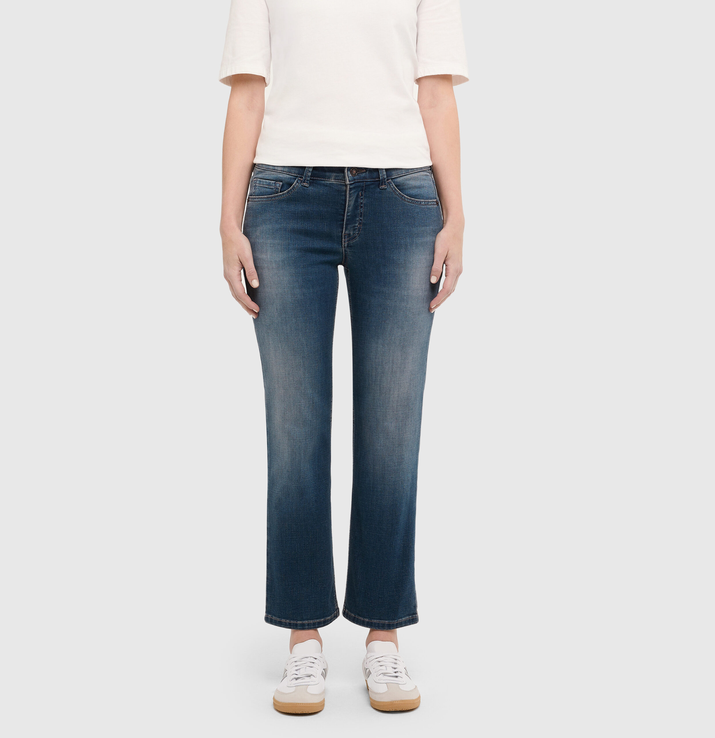 Slim Fit aus leichtem Denim von MAC